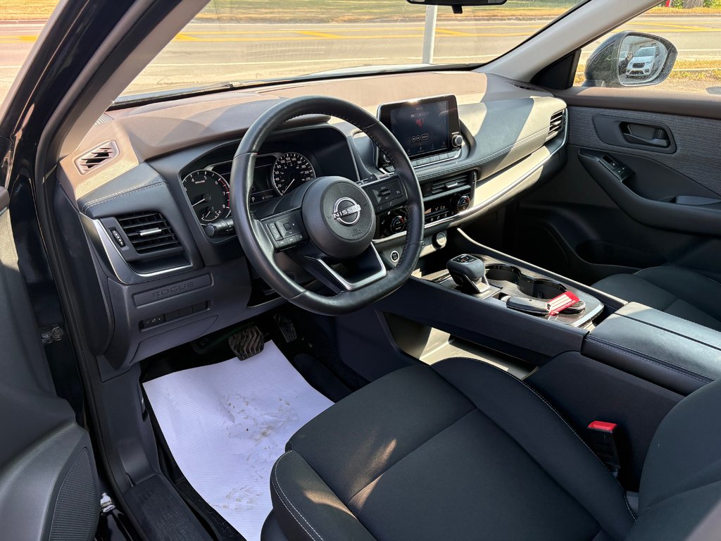 2023 Nissan Rogue S in Chandler, Quebec - 12 - w1024h768px