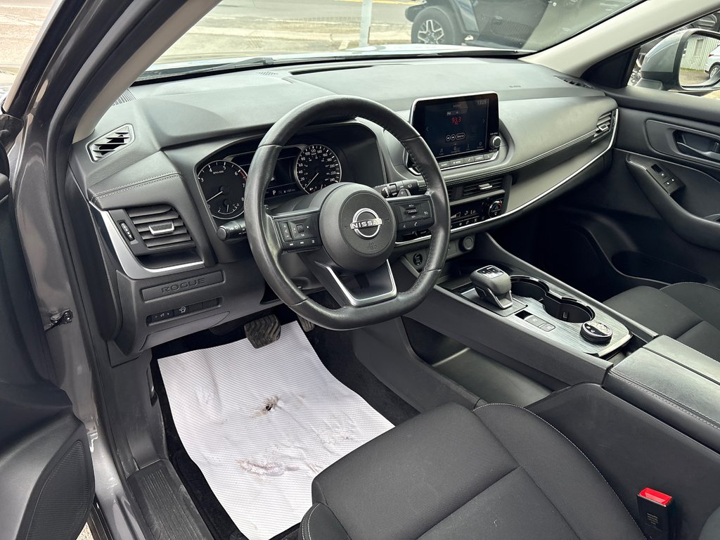 2024 Nissan Rogue S in Paspébiac, Quebec - 10 - w1024h768px