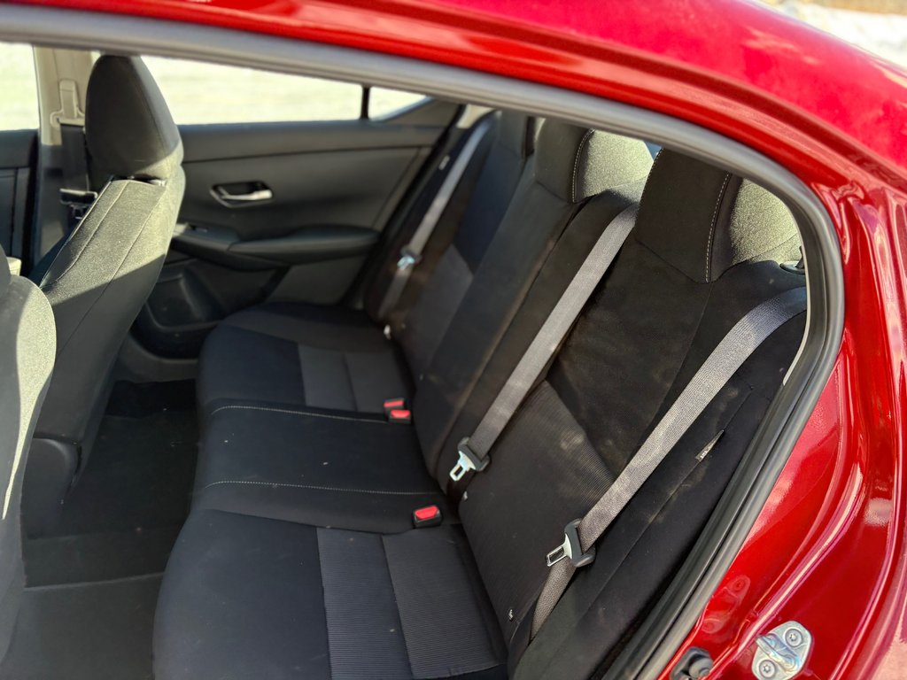 Nissan Sentra SV 2023 à Paspébiac, Québec - 9 - w1024h768px