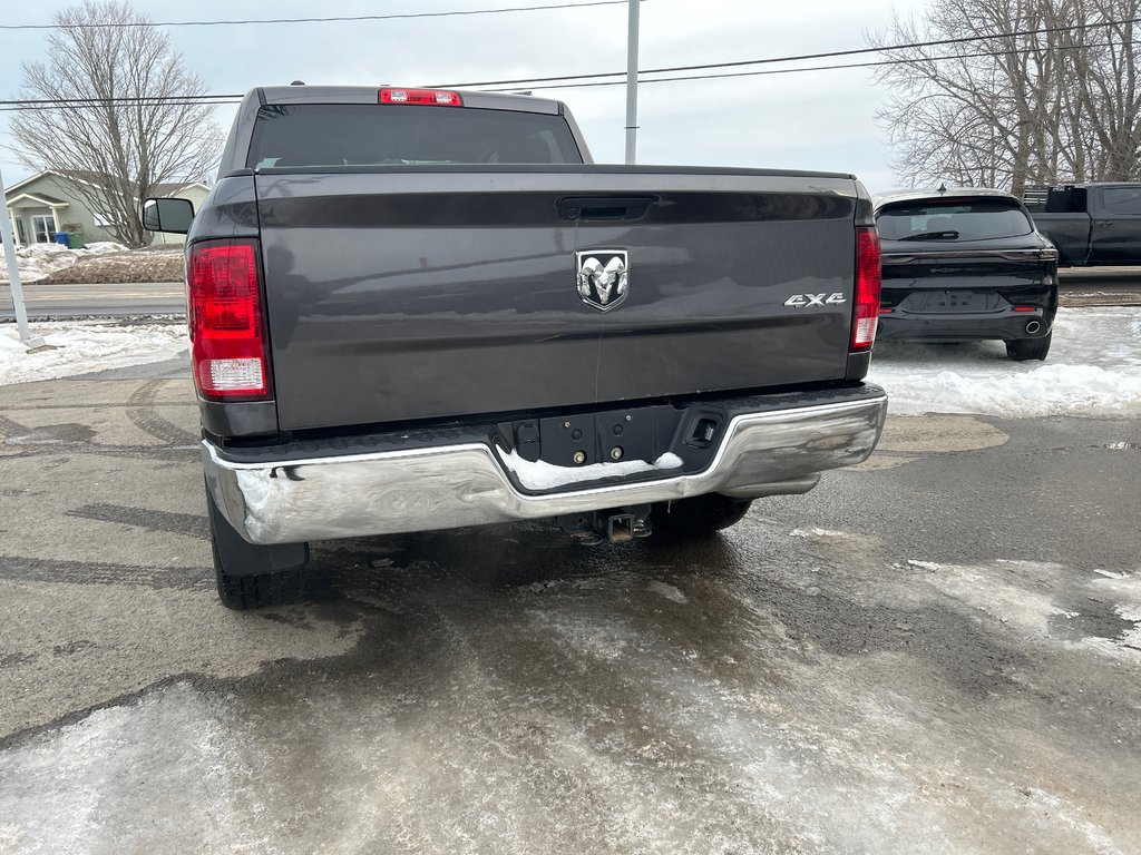 2021 Ram 1500 Classic Tradesman in Paspébiac, Quebec - 6 - w1024h768px