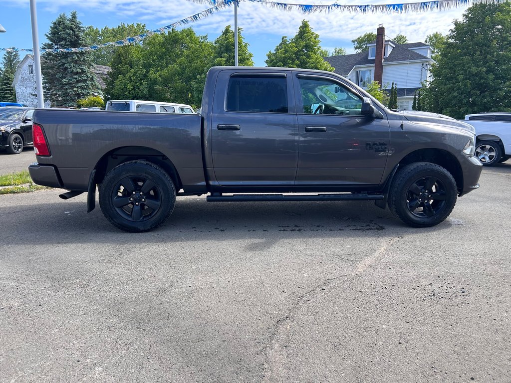 Ram 1500 Classic Express 2021 à Chandler, Québec - 4 - w1024h768px