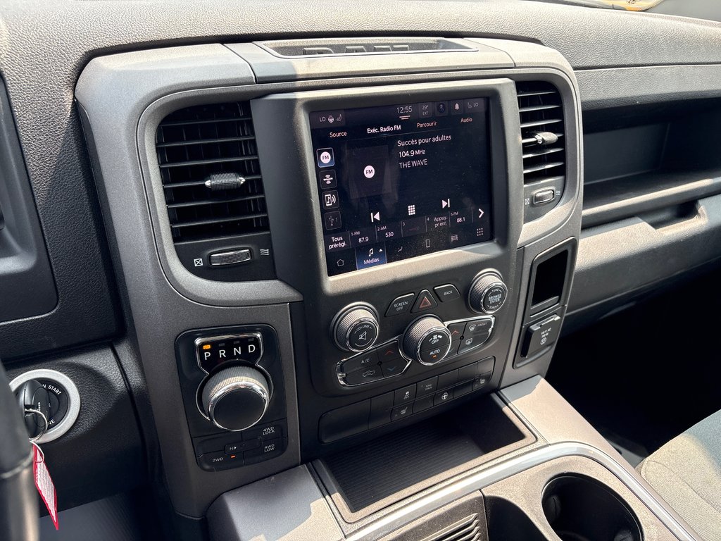 2022 Ram 1500 Classic Express in Chandler, Quebec - 13 - w1024h768px