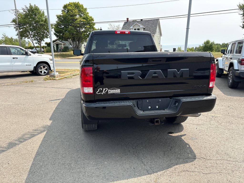 2022 Ram 1500 Classic Express in Chandler, Quebec - 6 - w1024h768px