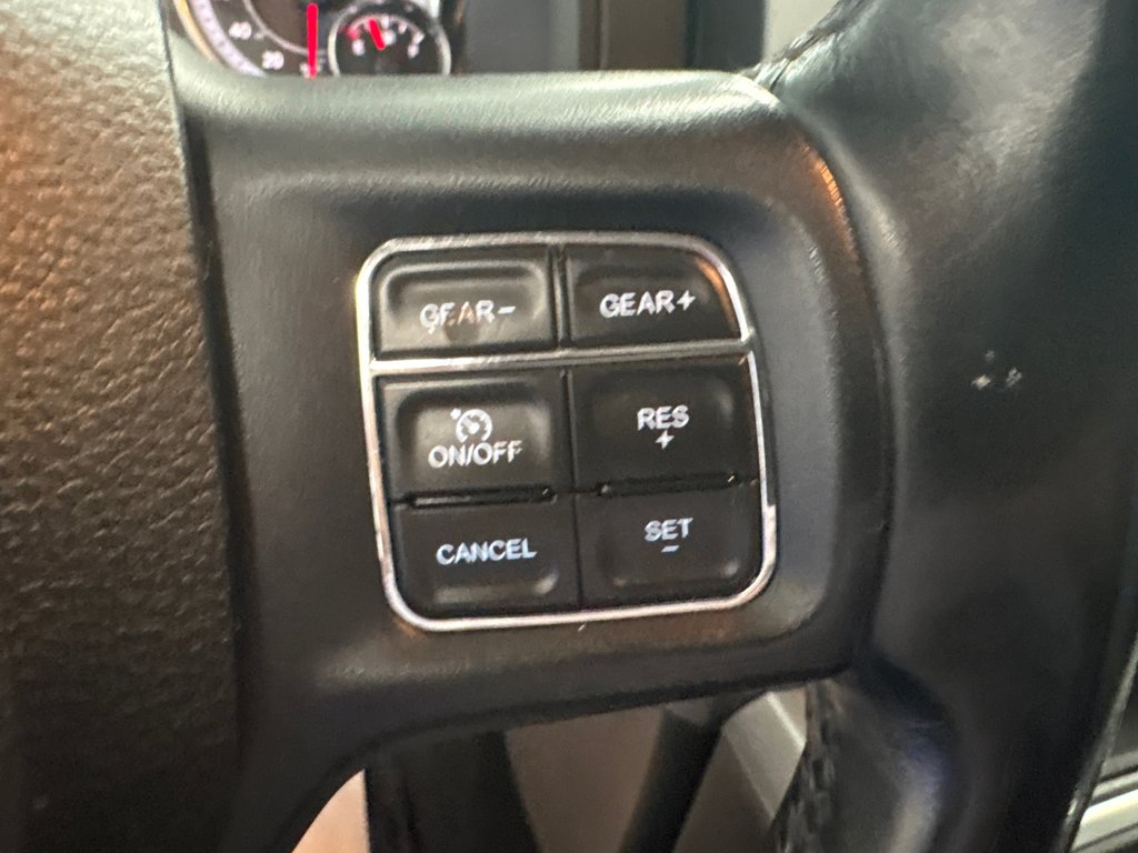 2022 Ram 1500 Classic Express in Paspébiac, Quebec - 17 - w1024h768px