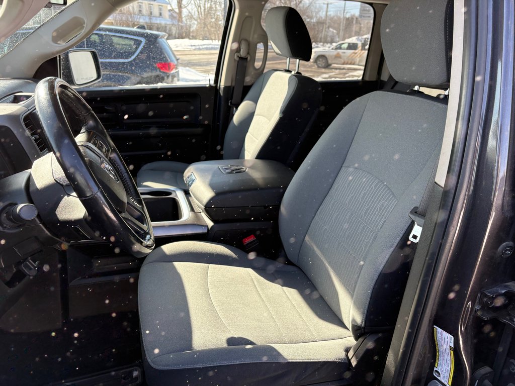 Ram 1500 Classic Express 2022 à Paspébiac, Québec - 20 - w1024h768px