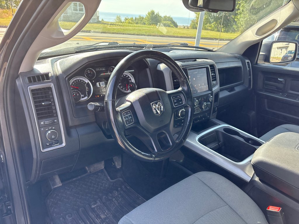 Ram 1500 Classic Express 2022 à Paspébiac, Québec - 11 - w1024h768px