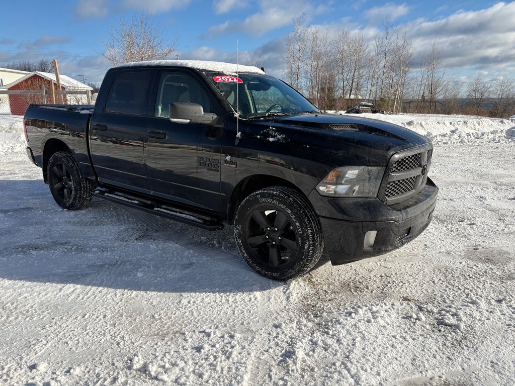 Ram 1500 Classic SLT 2022 à Paspébiac, Québec - 3 - w1024h768px