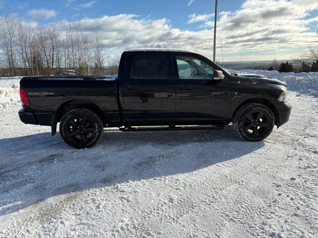 Ram 1500 Classic SLT 2022 à Paspébiac, Québec - 4 - w1024h768px