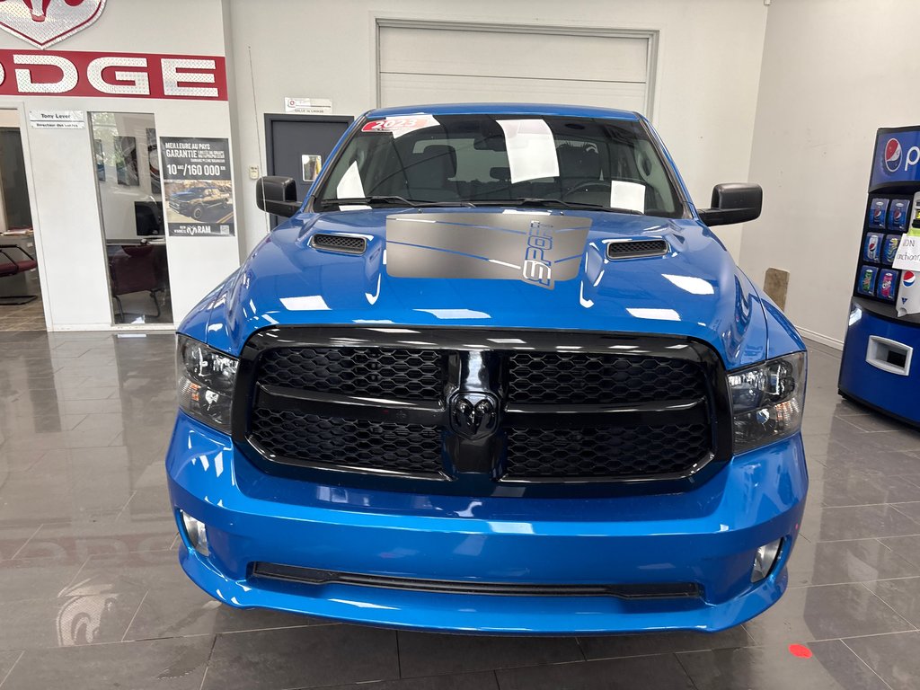 2023 Ram 1500 Classic Express in Paspébiac, Quebec - 2 - w1024h768px