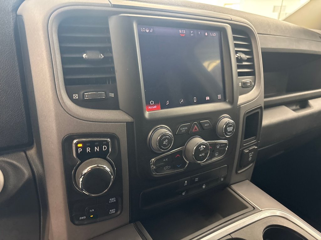 Ram 1500 Classic Express 2023 à Paspébiac, Québec - 20 - w1024h768px