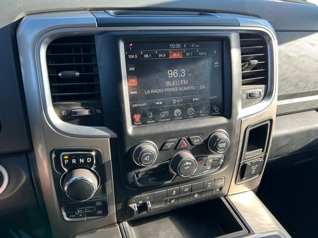 2015 Ram 1500 Outdoorsman in Paspébiac, Quebec - 16 - w1024h768px