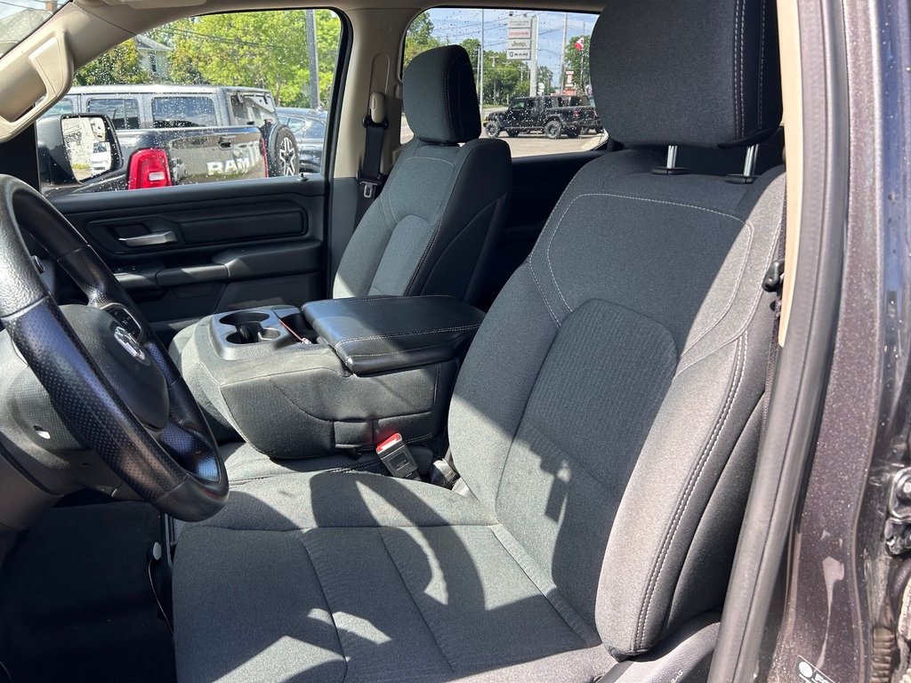 2021 Ram 1500 Tradesman in Chandler, Quebec - 11 - w1024h768px