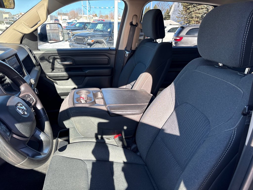 Ram 1500 Tradesman 2021 à Paspébiac, Québec - 10 - w1024h768px