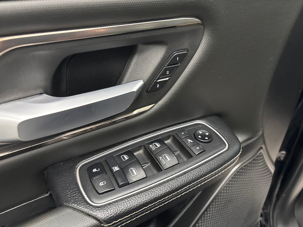Ram 1500 Sport 2021 à Paspébiac, Québec - 13 - w1024h768px