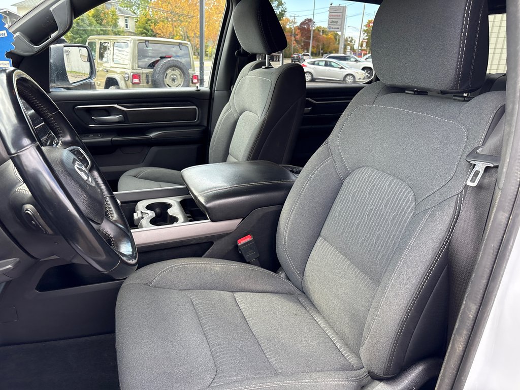 Ram 1500 Big Horn 2022 à Paspébiac, Québec - 11 - w1024h768px
