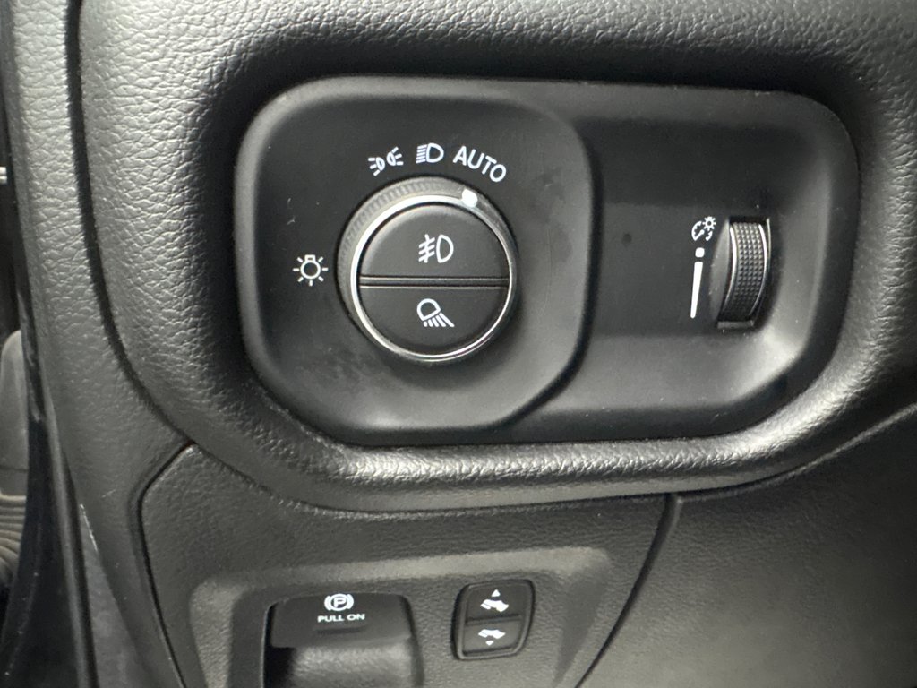 2023 Ram 1500 Rebel in Paspébiac, Quebec - 19 - w1024h768px