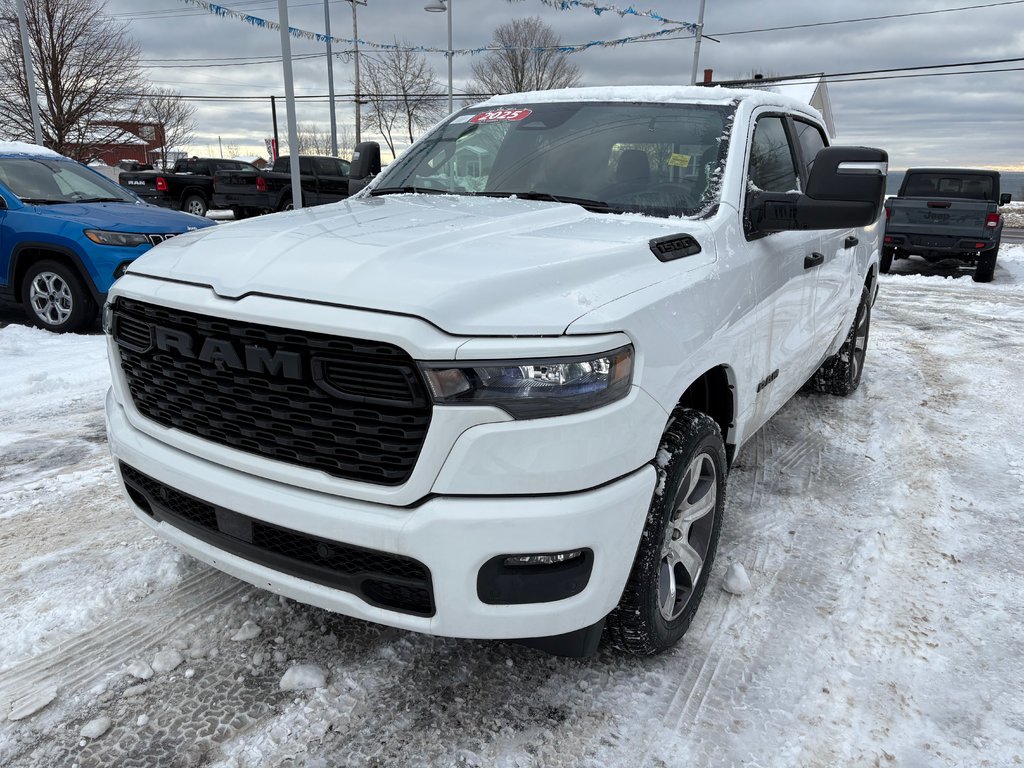 Ram 1500 TRADESMAN 2025 à Paspébiac, Québec - 1 - w1024h768px
