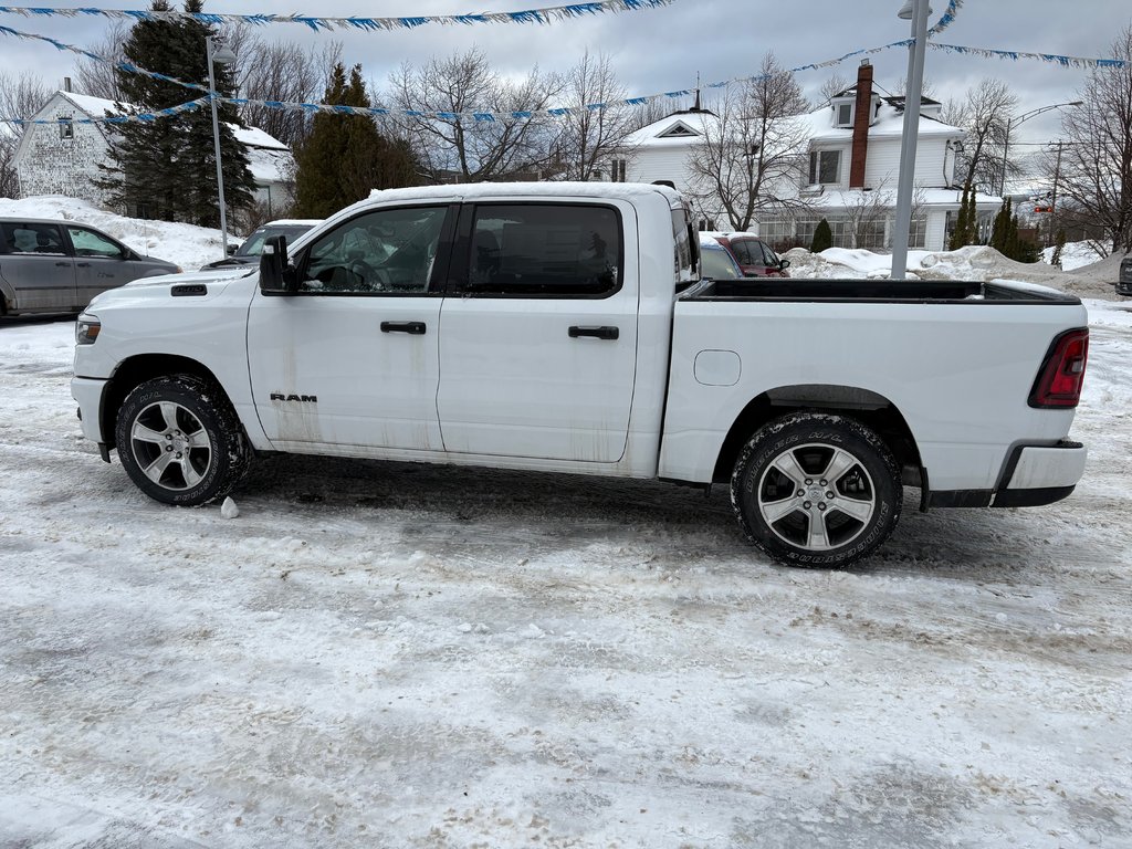 Ram 1500 TRADESMAN 2025 à Paspébiac, Québec - 8 - w1024h768px