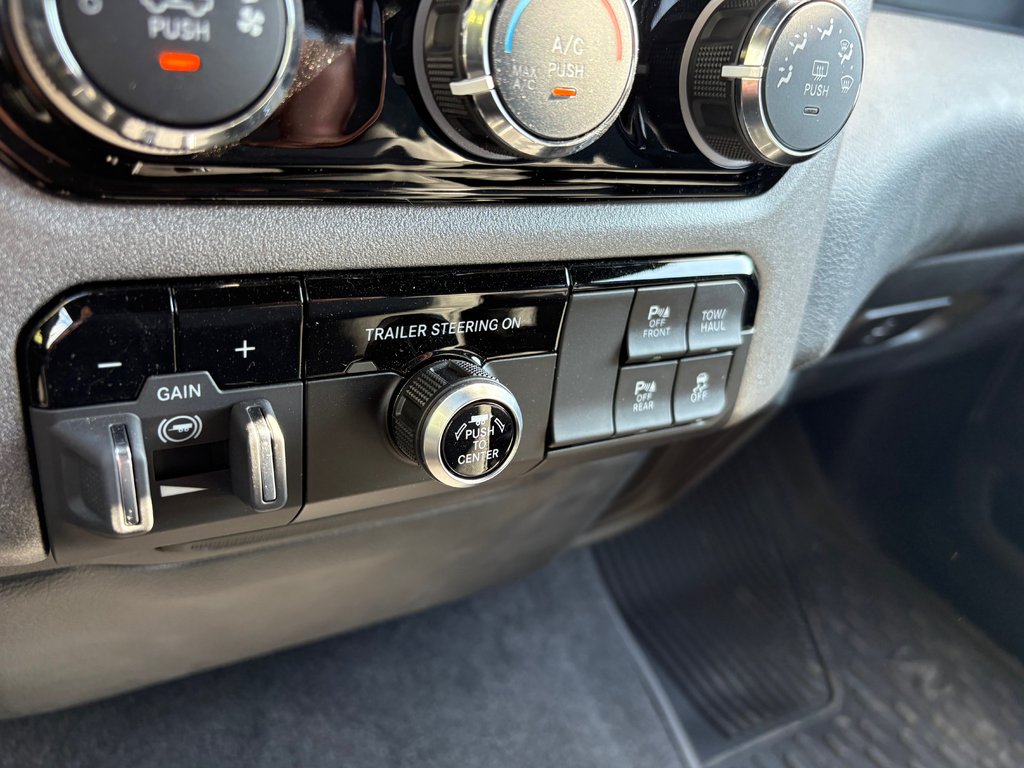 Ram 1500 TRADESMAN 2025 à Paspébiac, Québec - 25 - w1024h768px
