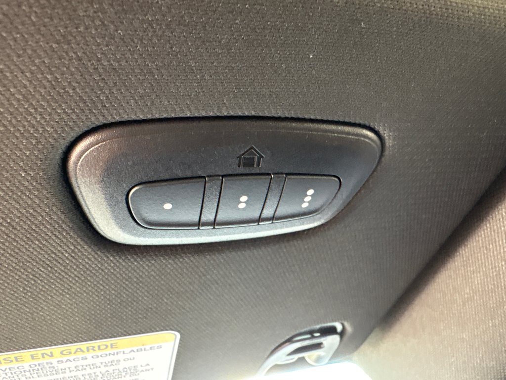 Ram 1500 REBEL 2026 à Paspébiac, Québec - 25 - w1024h768px