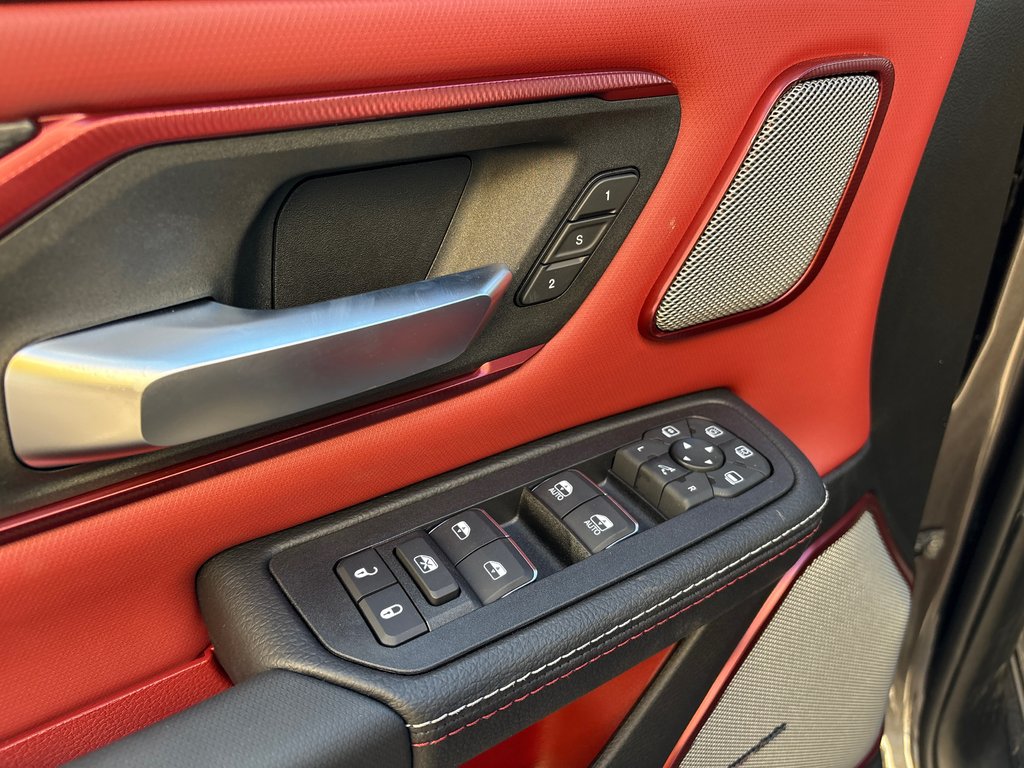 Ram 1500 REBEL 2026 à Paspébiac, Québec - 15 - w1024h768px