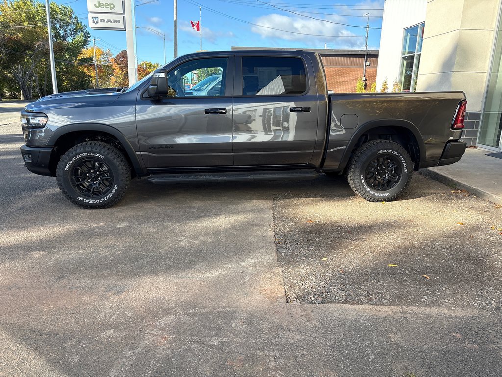 Ram 1500 REBEL 2026 à Paspébiac, Québec - 9 - w1024h768px