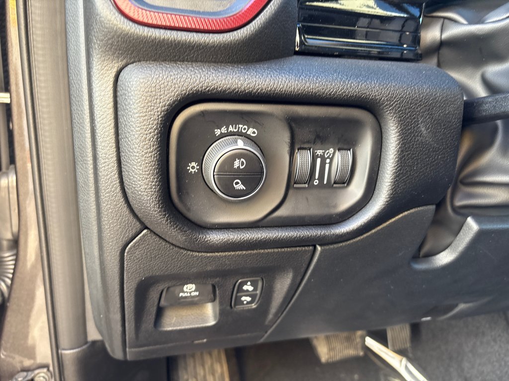 Ram 1500 REBEL 2026 à Paspébiac, Québec - 23 - w1024h768px