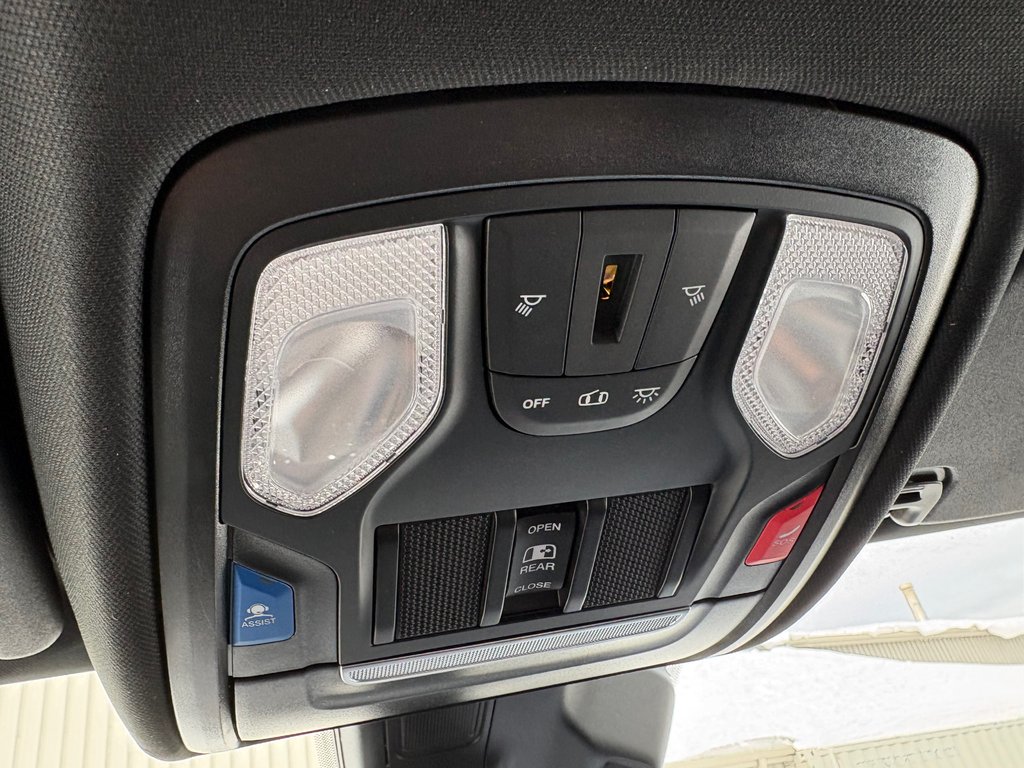 Ram 1500 EXPRESS 2026 à Paspébiac, Québec - 16 - w1024h768px