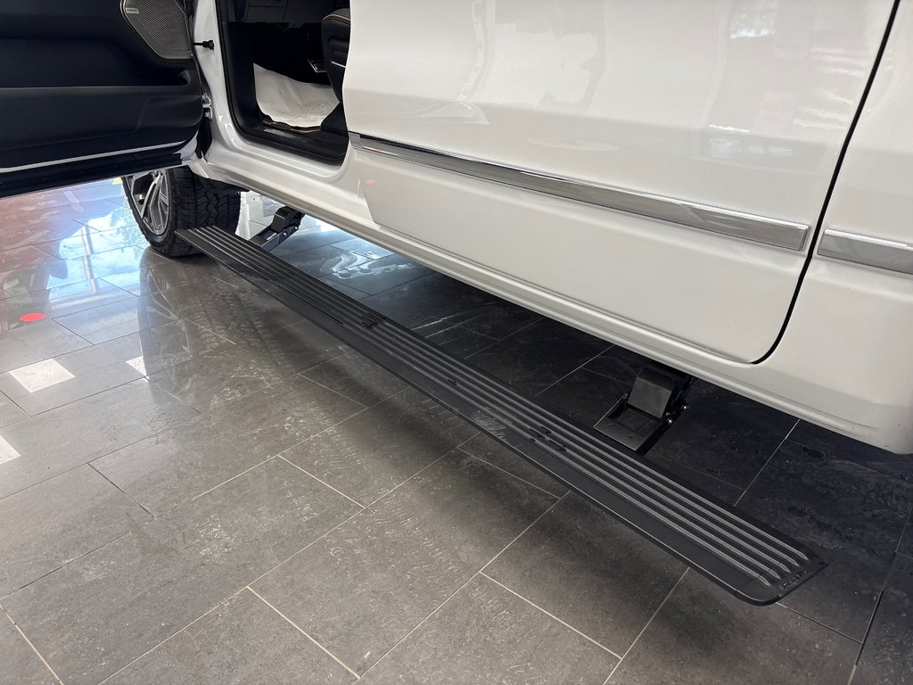 2026 Ram 1500 TUNGSTEN in Paspébiac, Quebec - 19 - w1024h768px