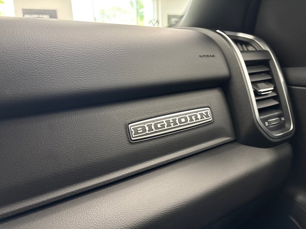 Ram 1500 BIG HORN 2026 à Paspébiac, Québec - 15 - w1024h768px