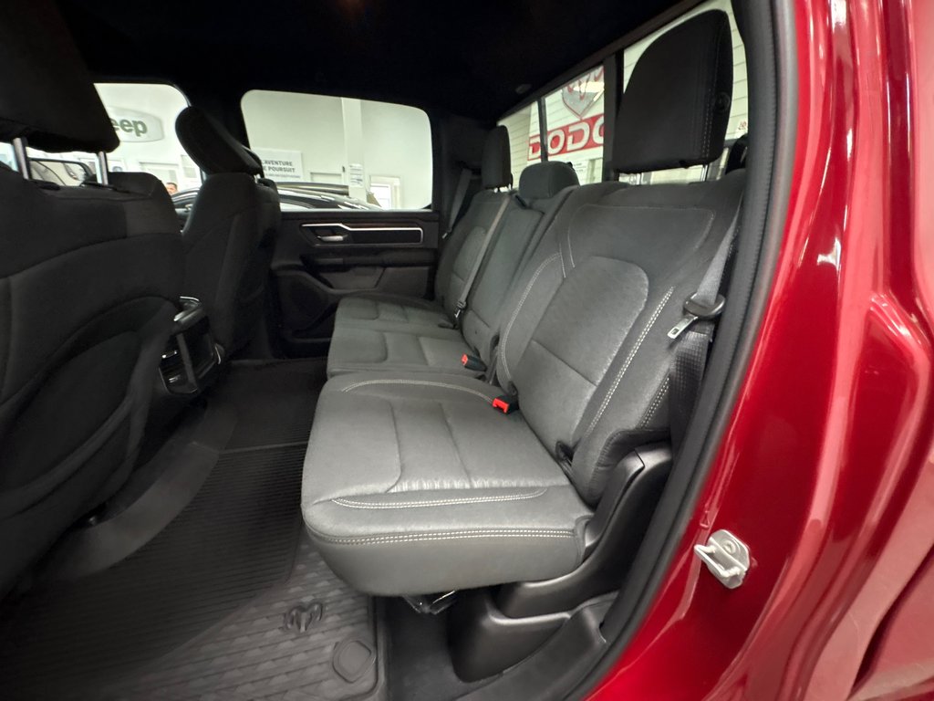 Ram 1500 BIG HORN 2026 à Paspébiac, Québec - 9 - w1024h768px