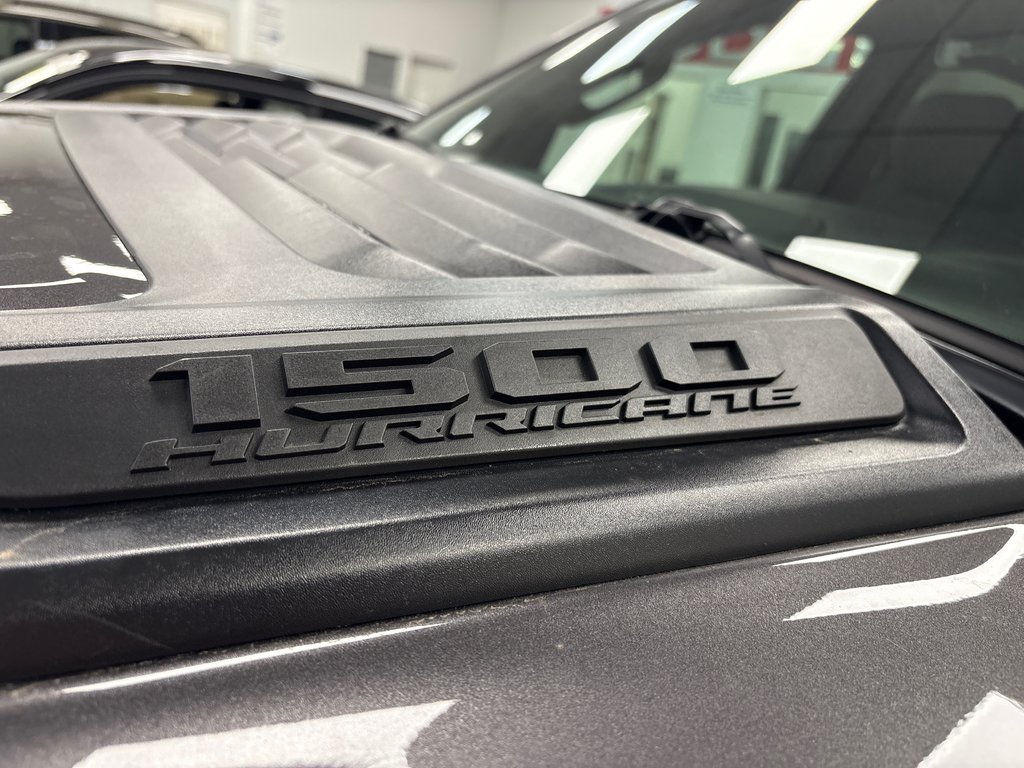 2026 Ram 1500 EXPRESS in Paspébiac, Quebec - 15 - w1024h768px