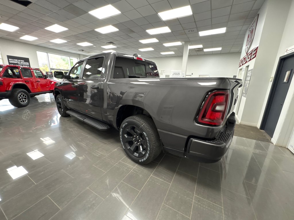 2026 Ram 1500 EXPRESS in Paspébiac, Quebec - 6 - w1024h768px