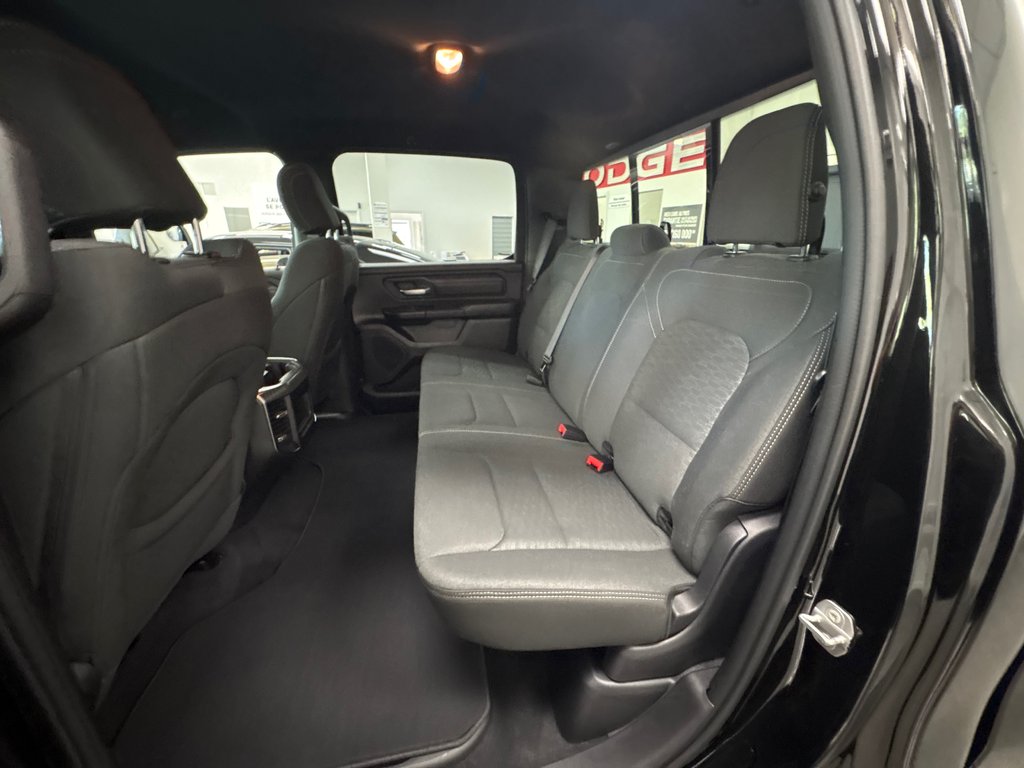 Ram 1500 EXPRESS 2027 à Paspébiac, Québec - 10 - w1024h768px