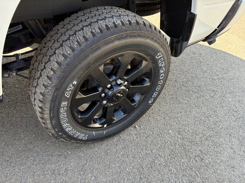 Ram 2500 BIG HORN 2025 à Paspébiac, Québec - 10 - w1024h768px