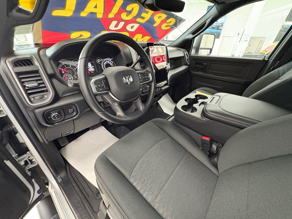2026 Ram 2500 TRADESMAN in Paspébiac, Quebec - 22 - w1024h768px