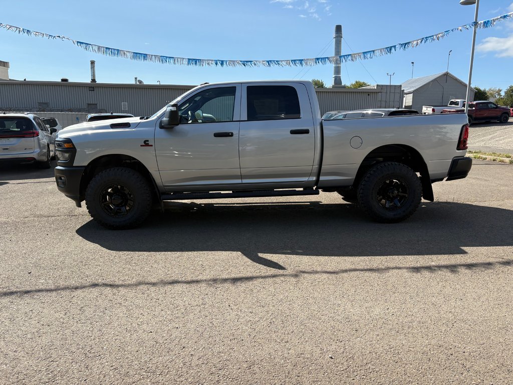 Ram 2500 TRADESMAN 2026 à Paspébiac, Québec - 8 - w1024h768px