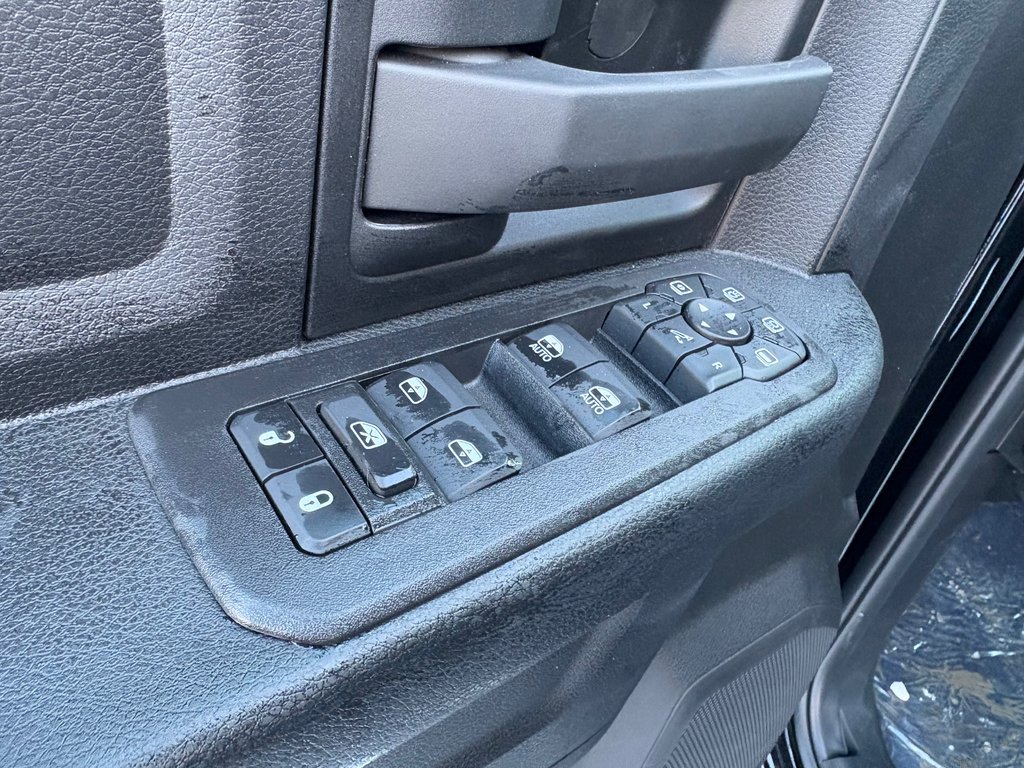 Ram 2500 WARLOCK 2026 à Paspébiac, Québec - 15 - w1024h768px