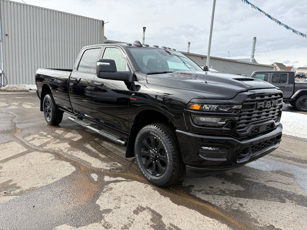 2026 Ram 2500 BLACK EXPRESS in Paspébiac, Quebec - 3 - w1024h768px