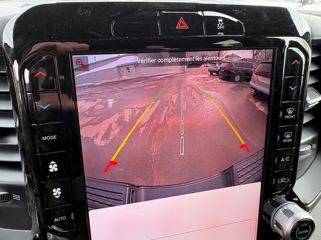 2026 Ram 2500 BLACK EXPRESS in Paspébiac, Quebec - 14 - w1024h768px