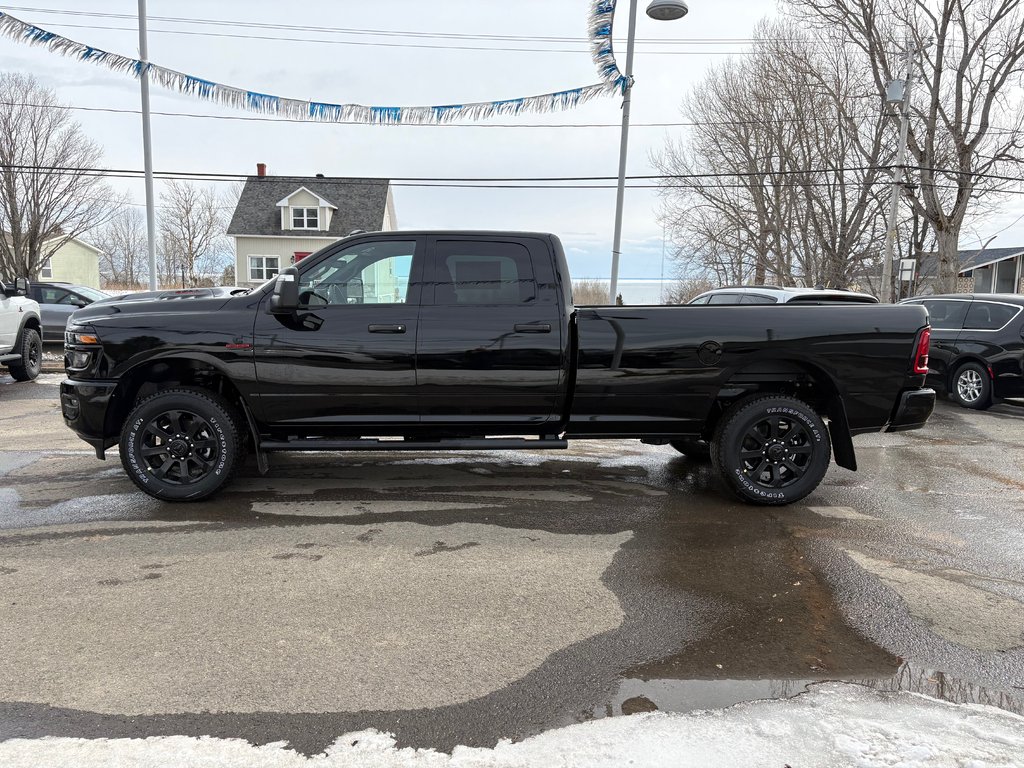 2026 Ram 2500 BLACK EXPRESS in Paspébiac, Quebec - 8 - w1024h768px