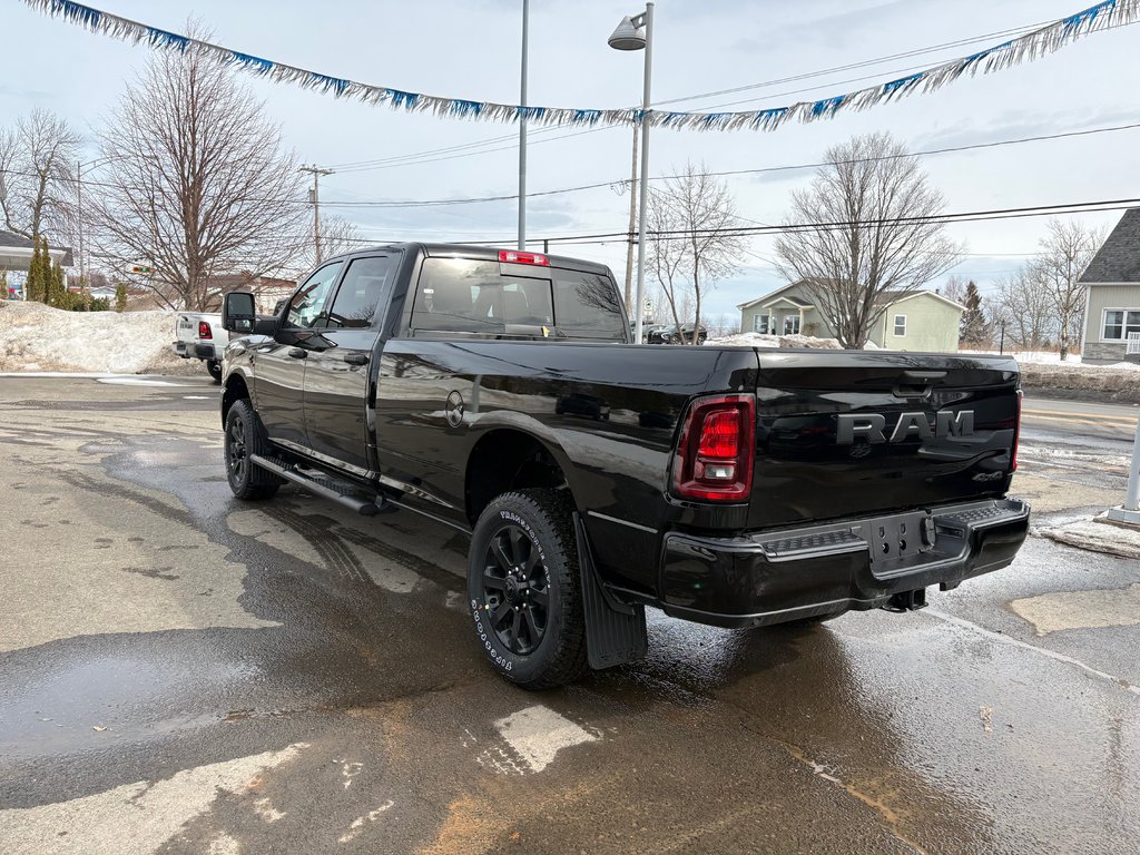 2026 Ram 2500 BLACK EXPRESS in Paspébiac, Quebec - 7 - w1024h768px