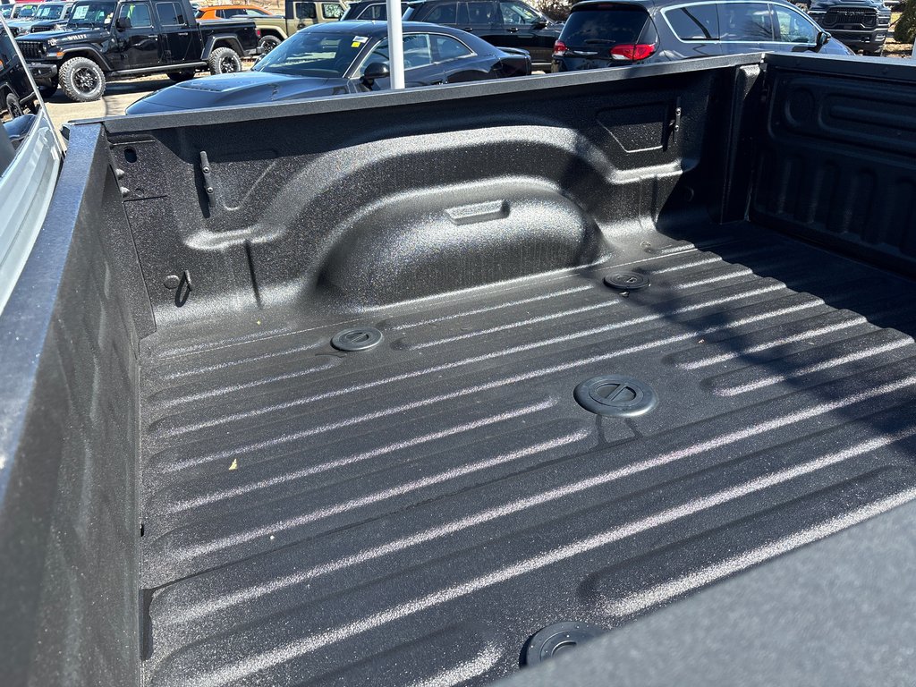 2026 Ram 2500 WARLOCK in Paspébiac, Quebec - 10 - w1024h768px