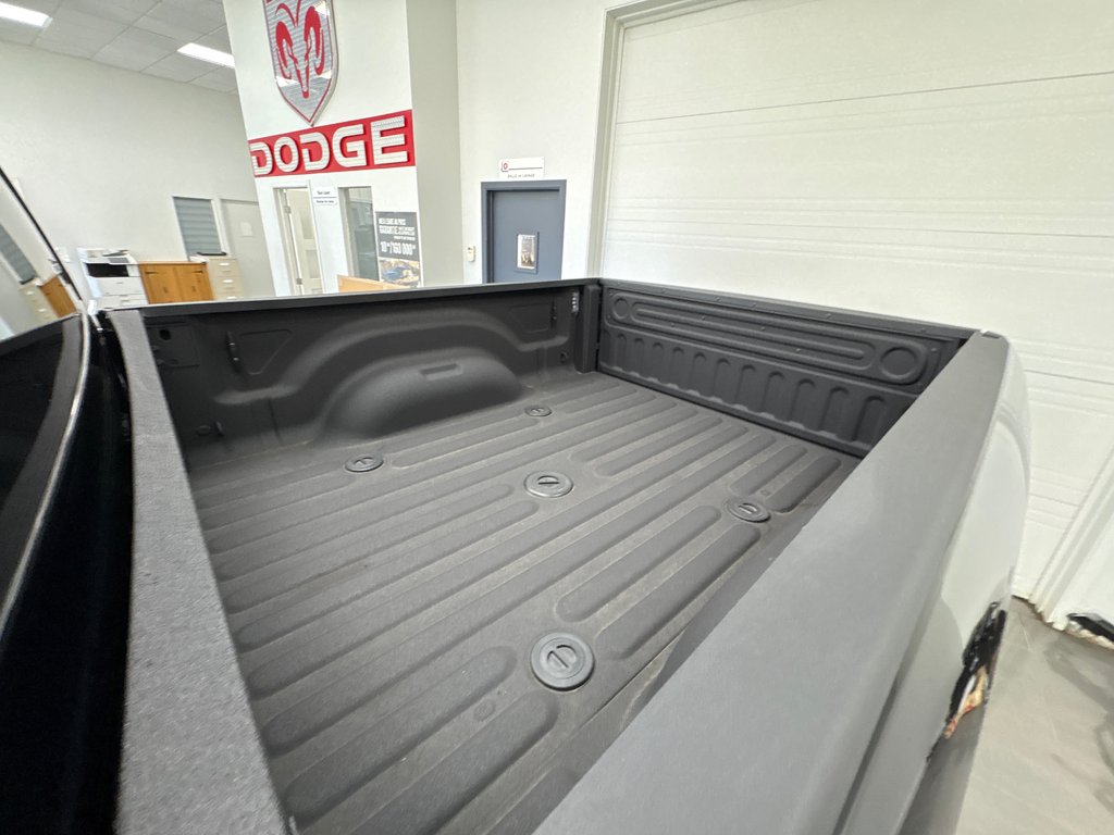 Ram 2500 Big Horn 2026 à Paspébiac, Québec - 8 - w1024h768px