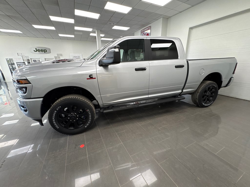 2027 Ram 2500 BLACK EXPRESS in Paspébiac, Quebec - 9 - w1024h768px