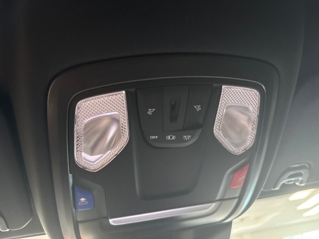 Ram 2500 BLACK EXPRESS 2027 à Paspébiac, Québec - 22 - w1024h768px