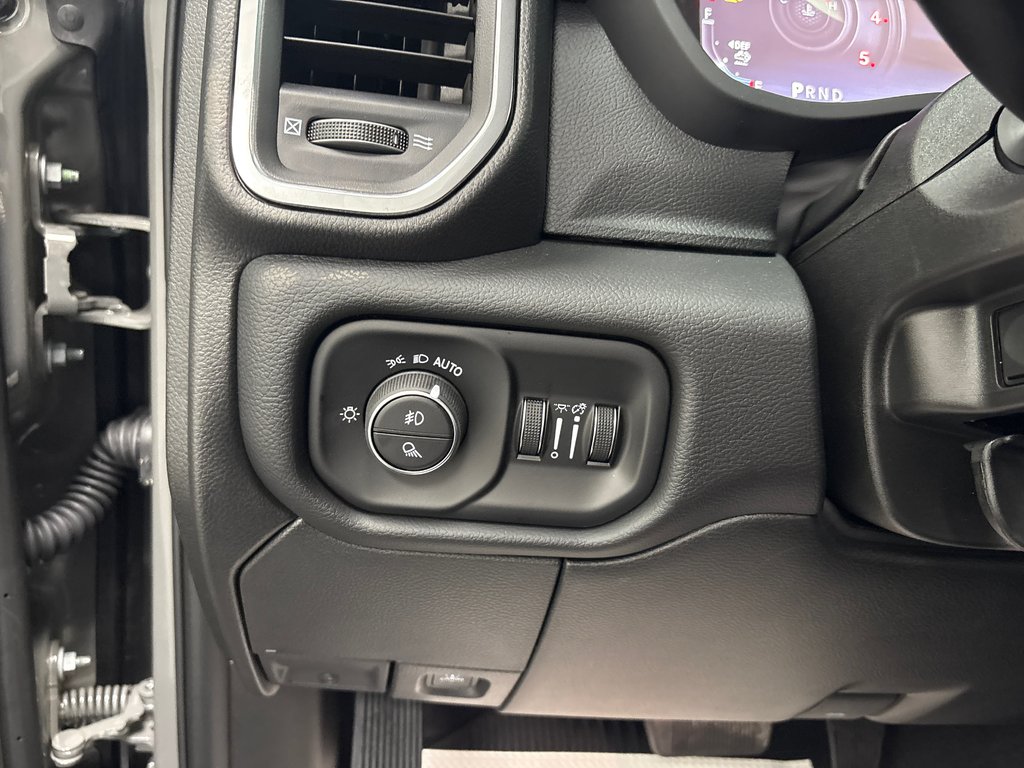 2027 Ram 2500 LARAMIE in Paspébiac, Quebec - 26 - w1024h768px