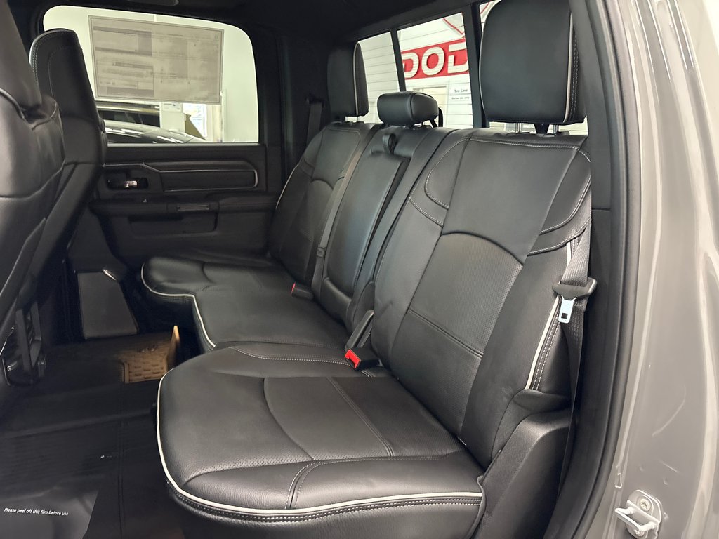 2027 Ram 2500 REBEL in Paspébiac, Quebec - 10 - w1024h768px