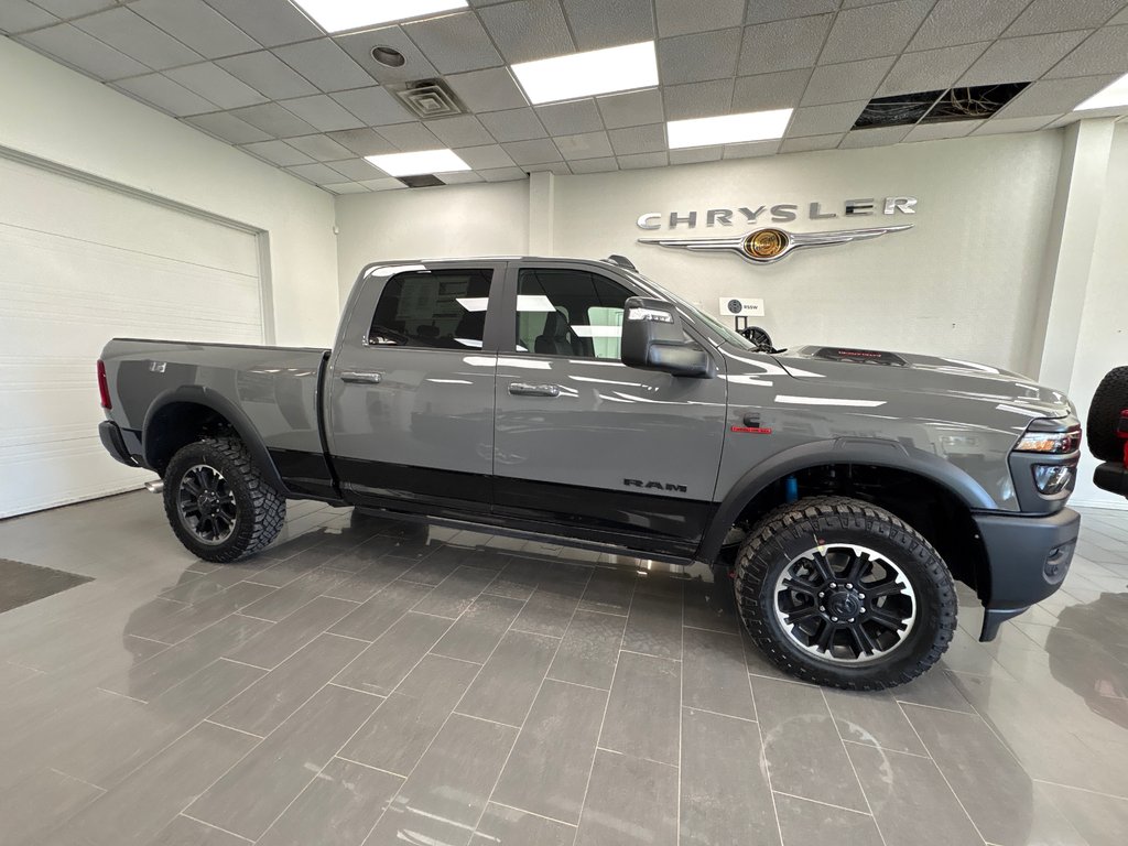 2027 Ram 2500 REBEL in Paspébiac, Quebec - 4 - w1024h768px