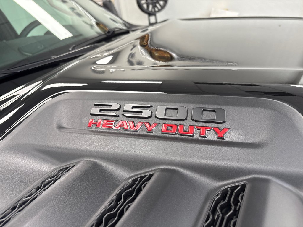 Ram 2500 BLACK EXPRESS 2027 à Paspébiac, Québec - 11 - w1024h768px